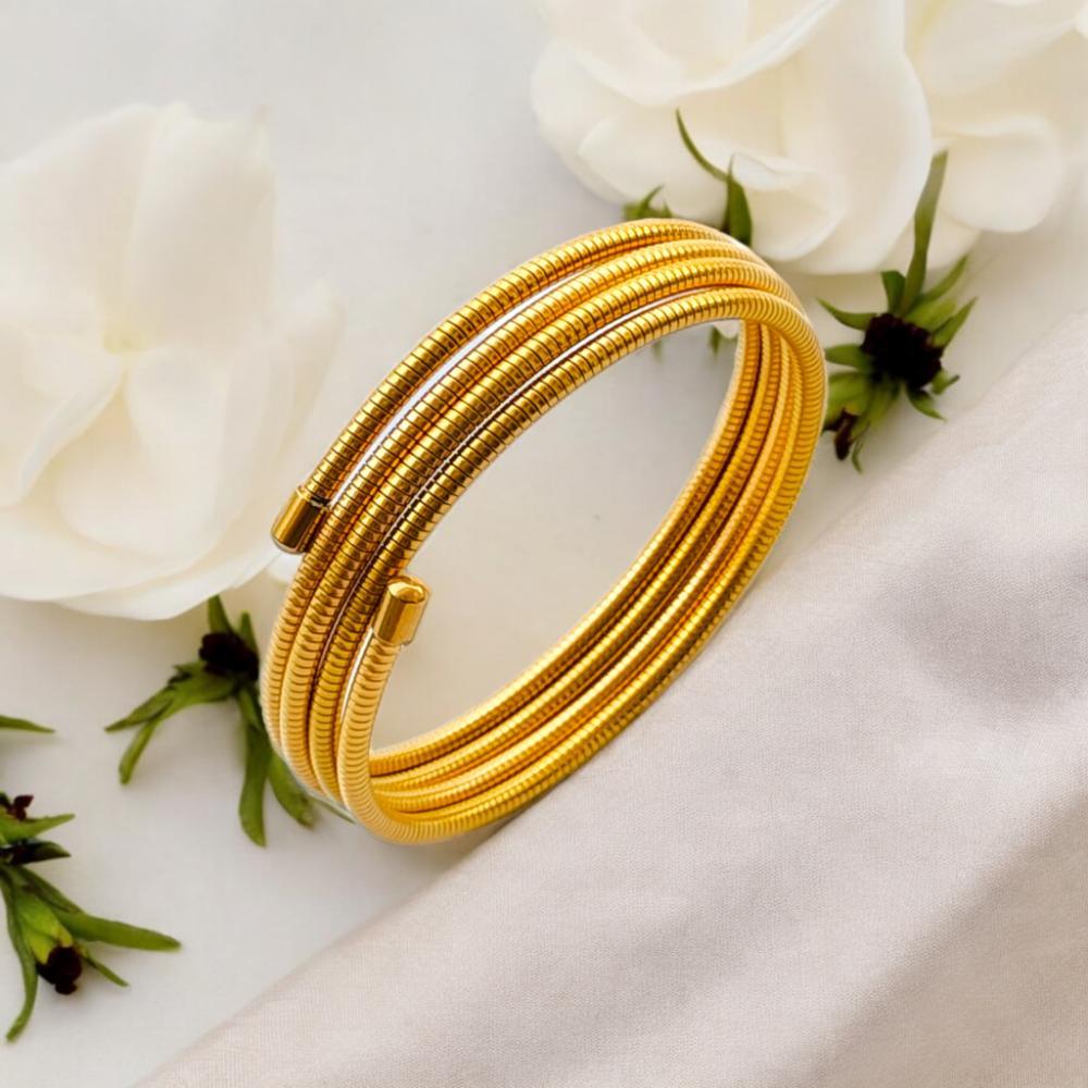 ladies gold bracelets