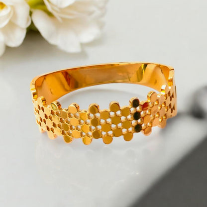 ladies gold bracelets