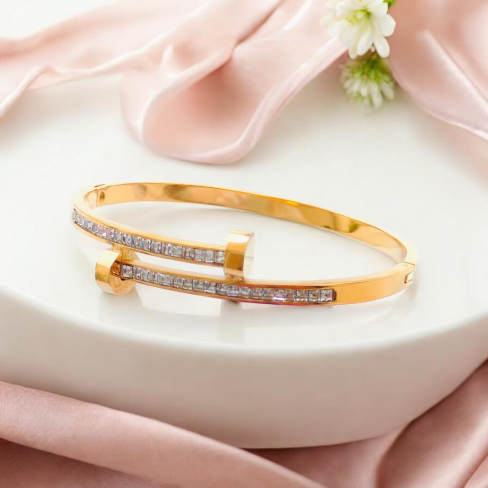 ladies gold bracelets