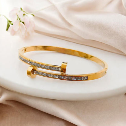 ladies gold bracelets